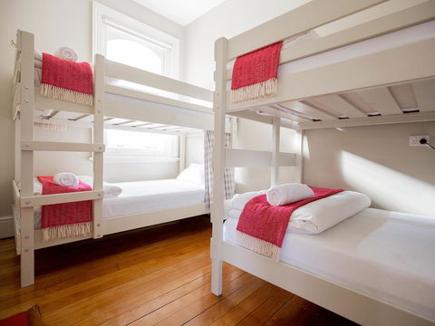 Montacute Boutique Bunkhouse - Accommodation Daintree 11