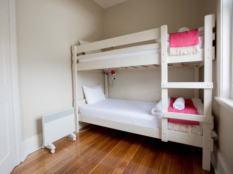 Montacute Boutique Bunkhouse - Accommodation Daintree 12