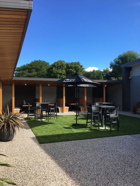 Risdon Brook Hotel - Accommodation Daintree 5