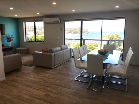 Self Contained Beach View Apartment - Accommodation Daintree 5