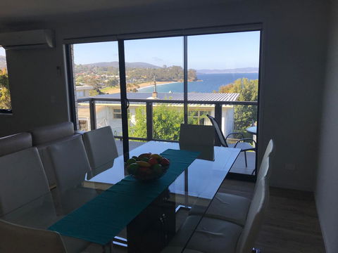 Self Contained Beach View Apartment - Accommodation Daintree 2