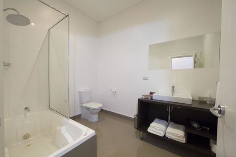 Ikon Hotel - Accommodation Daintree 14