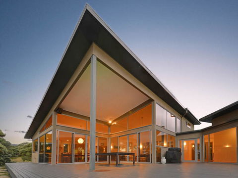 Cloudy Bay Lagoon Estate - Accommodation Daintree 1