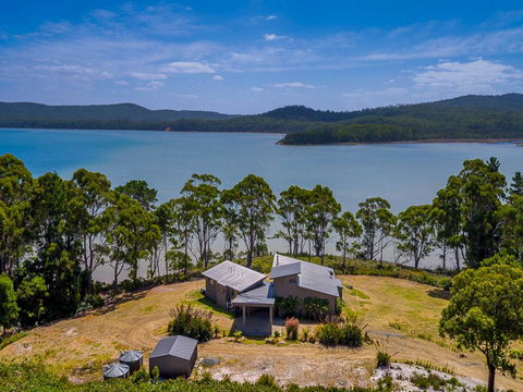 Cloudy Bay Lagoon Estate - Accommodation Daintree 0