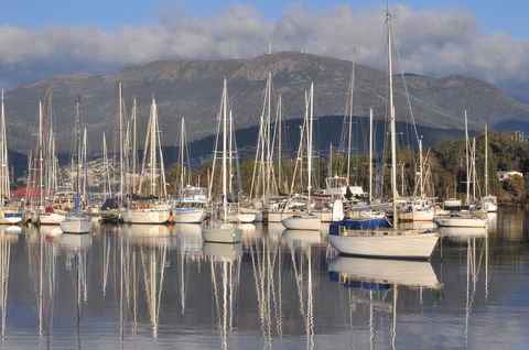 Bellerive Marina View Apartments No 28 - Accommodation Daintree 29