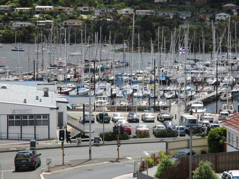 Bellerive Marina View Apartments No 28 - Accommodation Daintree 20