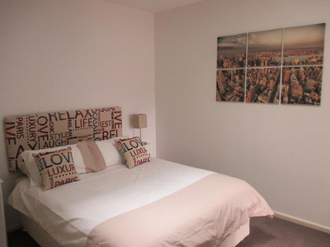 Bellerive Marina View Apartments No 28 - Accommodation Daintree 16