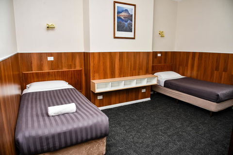 Hobart Tower Motel - Accommodation Daintree 11