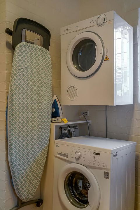 Gorgeous Hobart Accommodation - Park On Park - New Town - Accommodation Daintree 41