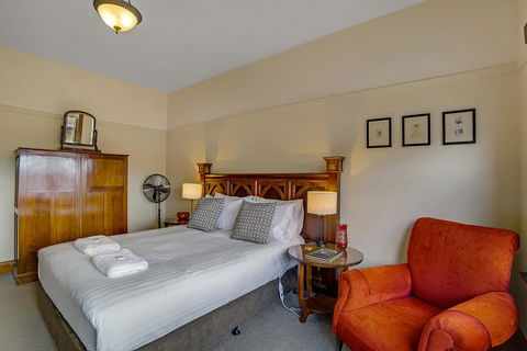 Gorgeous Hobart Accommodation - Park On Park - New Town - Accommodation Daintree 22