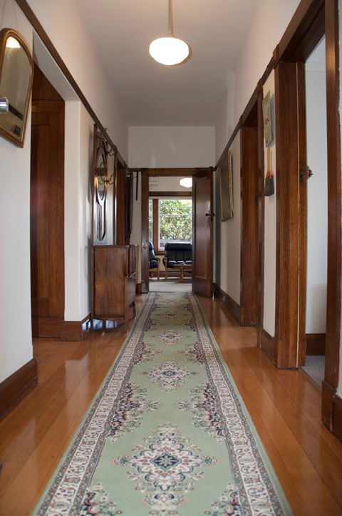 Gorgeous Hobart Accommodation - Park On Park - New Town - Accommodation Daintree 8