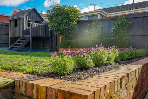 Gorgeous Hobart Accommodation - Park On Park - New Town - Accommodation Daintree 43