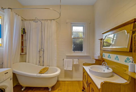 Gorgeous Hobart Accommodation - Park On Park - New Town - Accommodation Daintree 36