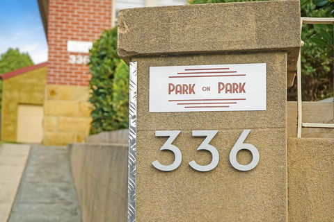 Gorgeous Hobart Accommodation - Park On Park - New Town - Accommodation Daintree 4