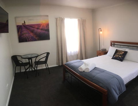 3ree- Spacious & Charming Apartment - Accommodation Daintree 0