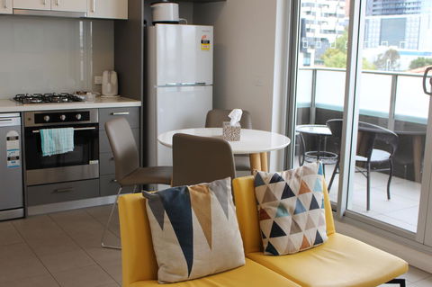 Poplar Box Hill Apartment - Accommodation Daintree 2