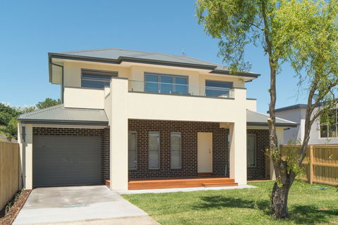 Rosewater Townhouses Dromana - Accommodation Daintree 26