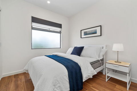 Rosewater Townhouses Dromana - Accommodation Daintree 3