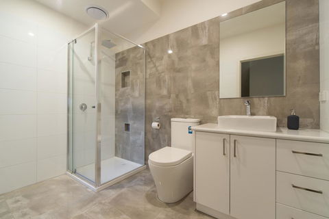 Rosewater Townhouses Dromana - Accommodation Daintree 31