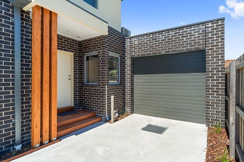 Rosewater Townhouses Dromana - Accommodation Daintree 5