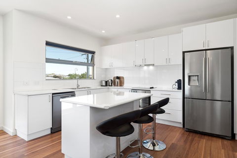 Rosewater Townhouses Dromana - Accommodation Daintree 23