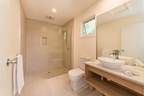 Boathouse Resort Studios And Suites - Accommodation Daintree 24