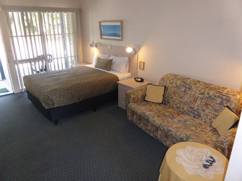 The Balnarring Motel - Accommodation Daintree 23