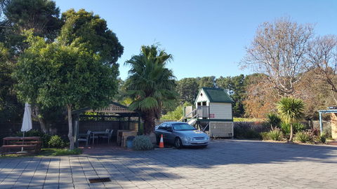 The Balnarring Motel - Accommodation Daintree 15