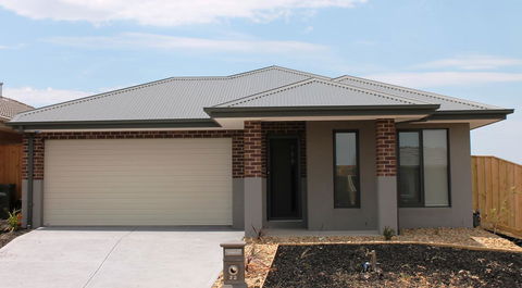 Atarhi Villas - Melbourne - Accommodation Daintree 0