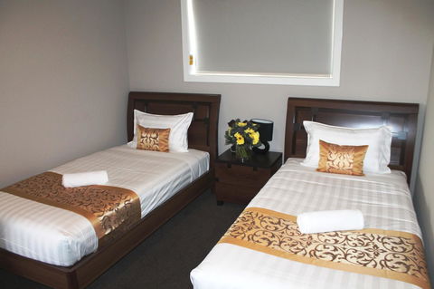 Atarhi Villas - Melbourne - Accommodation Daintree 7