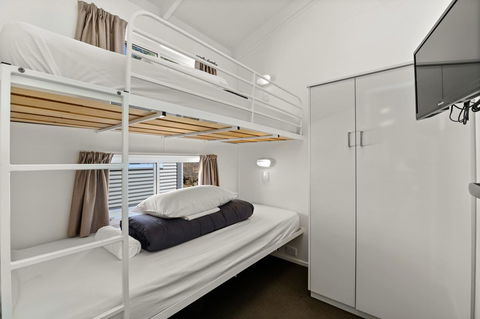 Bright Riverside Holiday Park - Accommodation Daintree 7