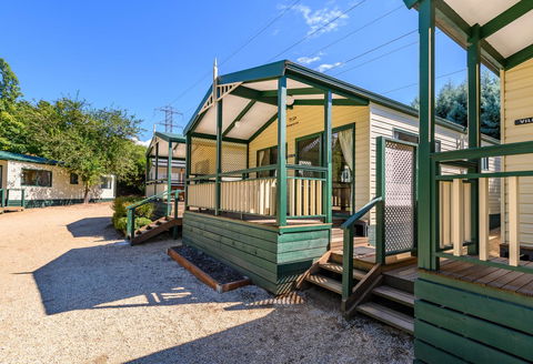 Bright Riverside Holiday Park - Accommodation Daintree 40