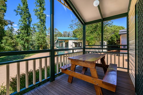 Bright Riverside Holiday Park - Accommodation Daintree 14