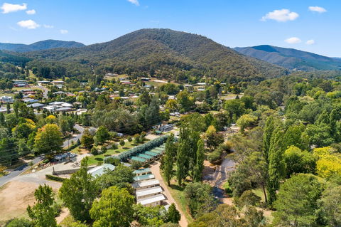 Bright Riverside Holiday Park - Accommodation Daintree 35