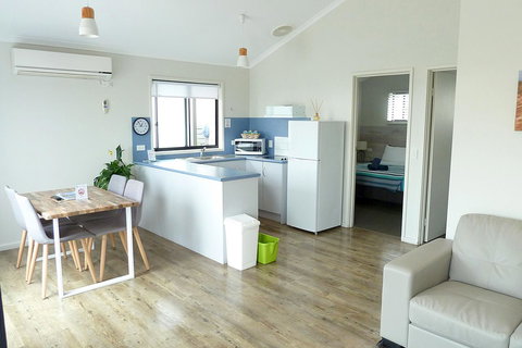 Apollo Bay Waterfront Motor Inn - Accommodation Daintree 4