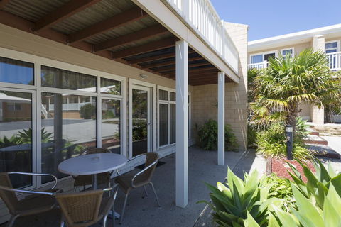 Port Campbell Parkview Motel & Apartments - Accommodation Daintree 35