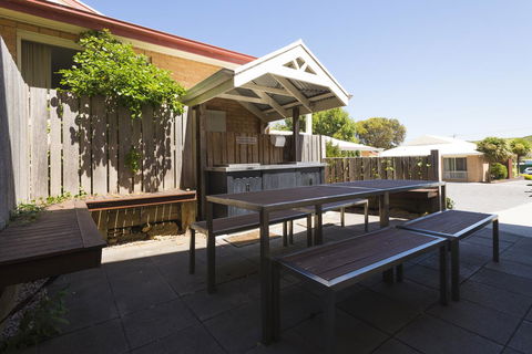 Port Campbell Parkview Motel & Apartments - Accommodation Daintree 38