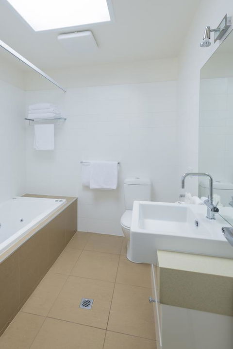 Port Campbell Parkview Motel & Apartments - Accommodation Daintree 34