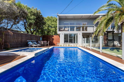 Front Beach House - Accommodation Daintree 0