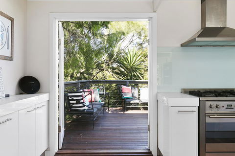 Front Beach House - Accommodation Daintree 11