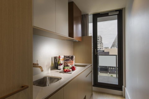 Brady Hotels Central Melbourne - Accommodation Daintree 8