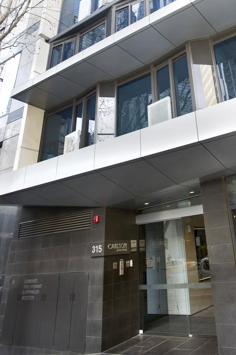 Mono Apartments On La Trobe Street - Accommodation Daintree 13