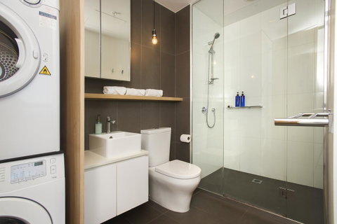 Mono Apartments On La Trobe Street - Accommodation Daintree 15