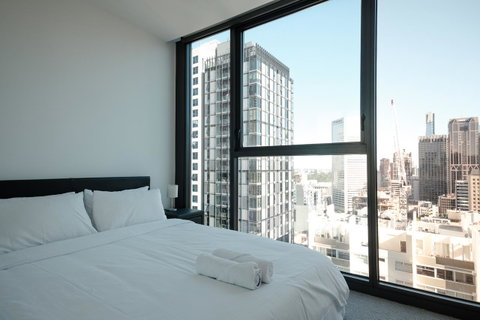 Mono Apartments On La Trobe Street - Accommodation Daintree 3