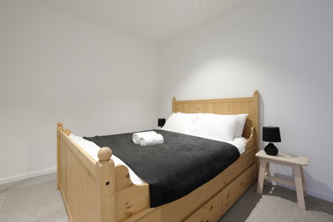 Mono Apartments On La Trobe Street - Accommodation Daintree 23