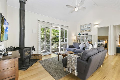 Bilinga Cottages - Accommodation Daintree 5