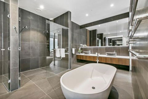 Experience Platinum Hotel Apartments - Accommodation Daintree 9