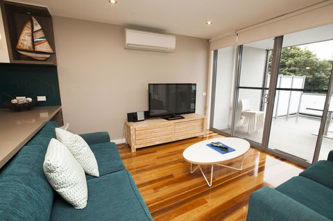 7 Falls Apartments - Accommodation Daintree 5