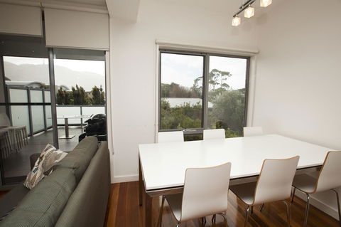 7 Falls Apartments - Accommodation Daintree 10