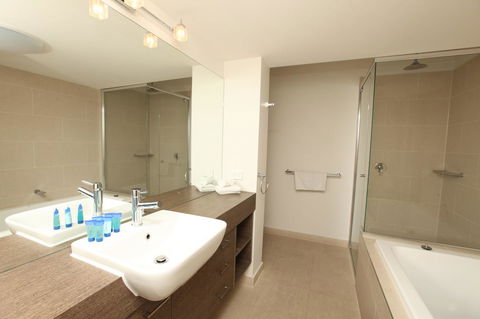 7 Falls Apartments - Accommodation Daintree 1